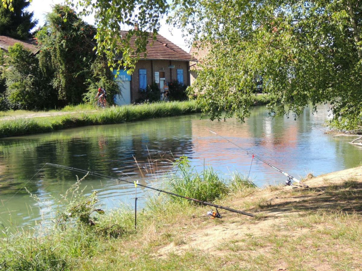 Camping Du Canal Kembs Buitenkant foto